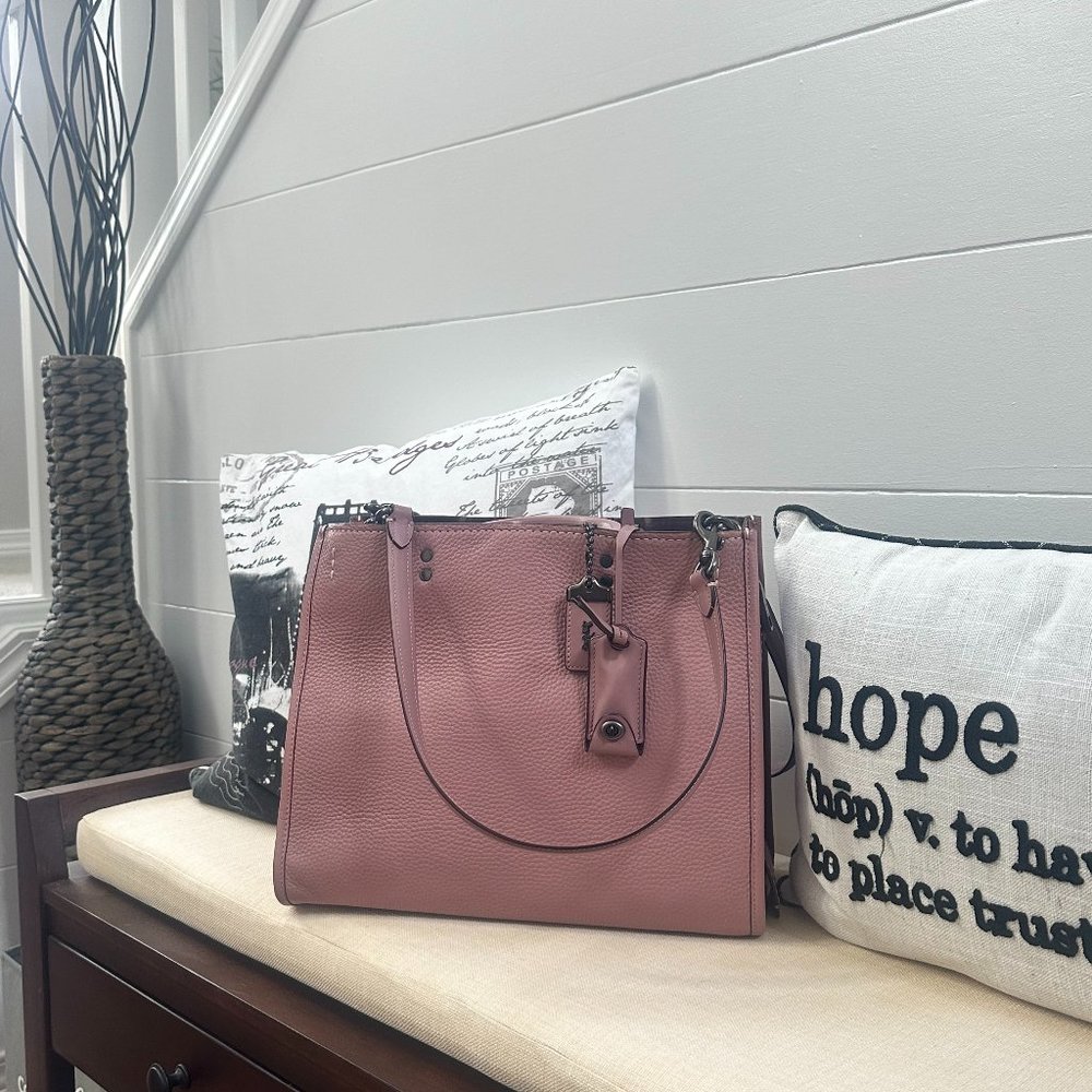 Pre-Loved Coach Rogue | Dusty Pink